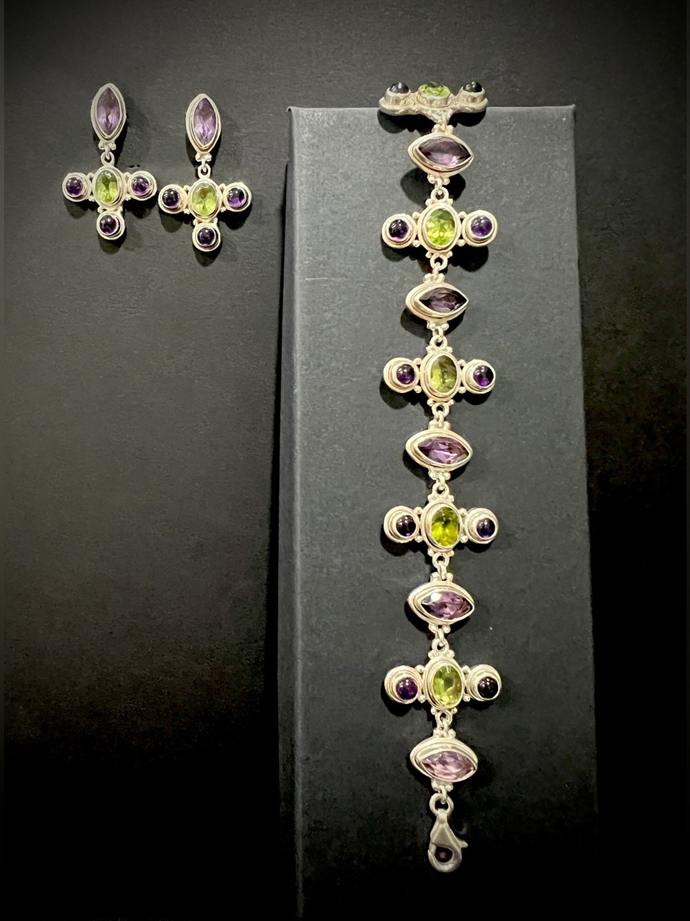 Vintage 925 Sajen Amethyst and Peridot Bali Bracelet and Earring Set